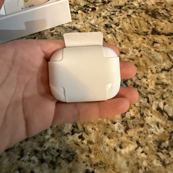 AirPod Pro 3rd Generation - Picture 6 of 10